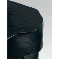<a href="https://www.galeriegosserez.com/artistes/salomon-celine.html">Céline Salomon</a> - Owen - Table d'appoint 3 pieds